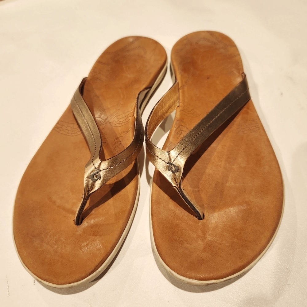 Olukai Honu Sandal - Rose Gold - Picture 3 of 9